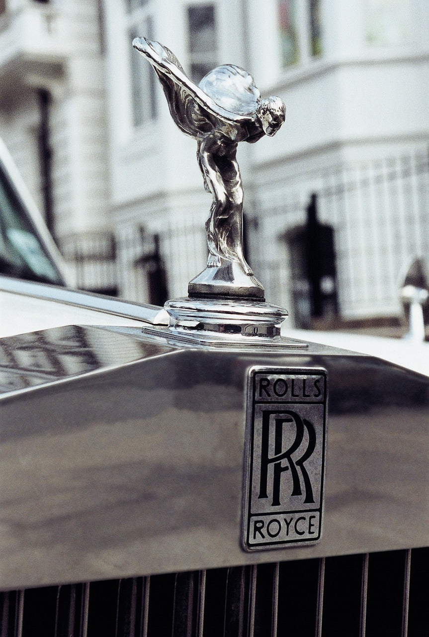 hood ornament, spirit of ecstasy, rolls royce-170622.jpg