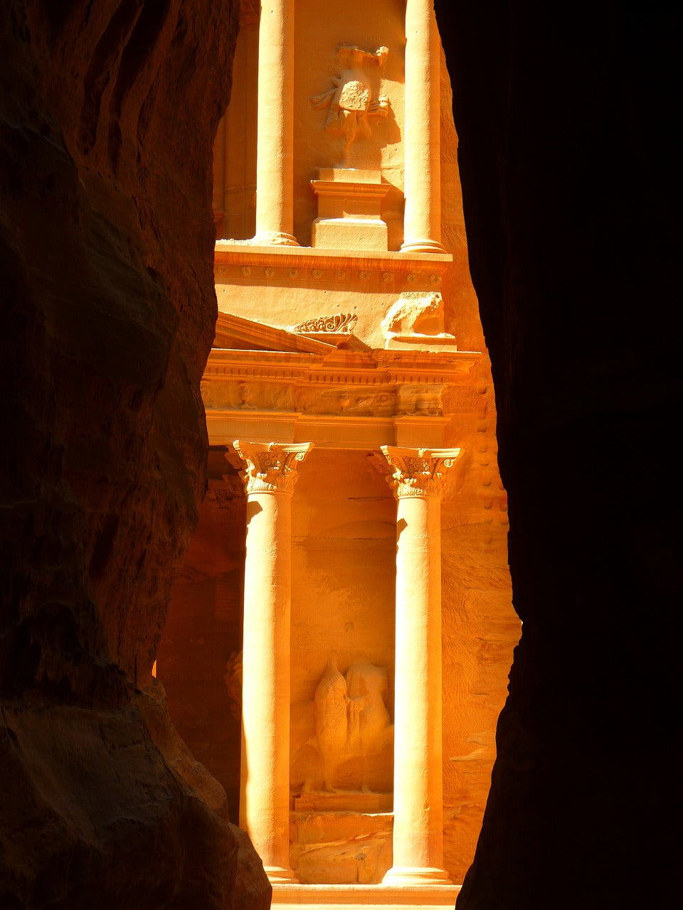 khazne al-firaun, siq, treasure house-2994.jpg