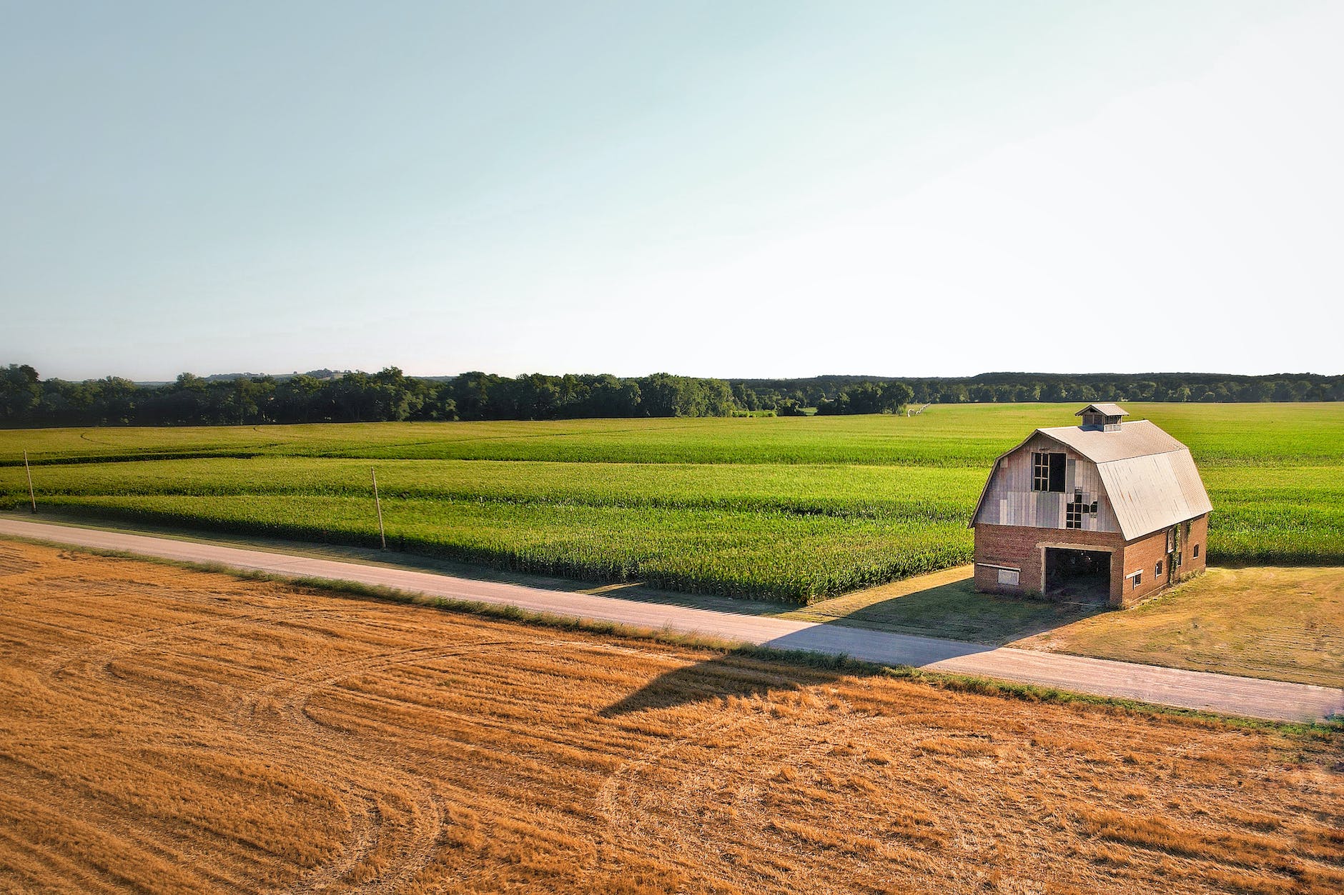 a barn near cropland