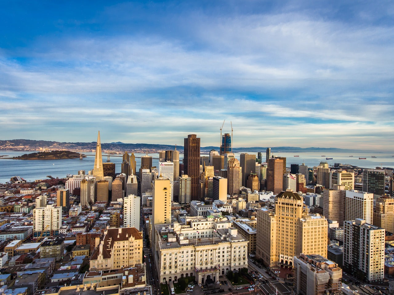 san francisco, skyline, urban-2030794.jpg