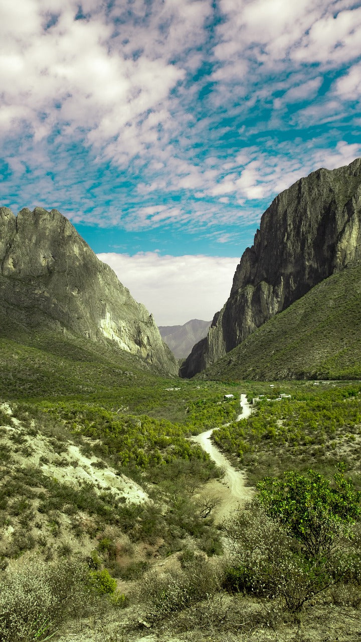 valley, mountain, climbing-7288821.jpg