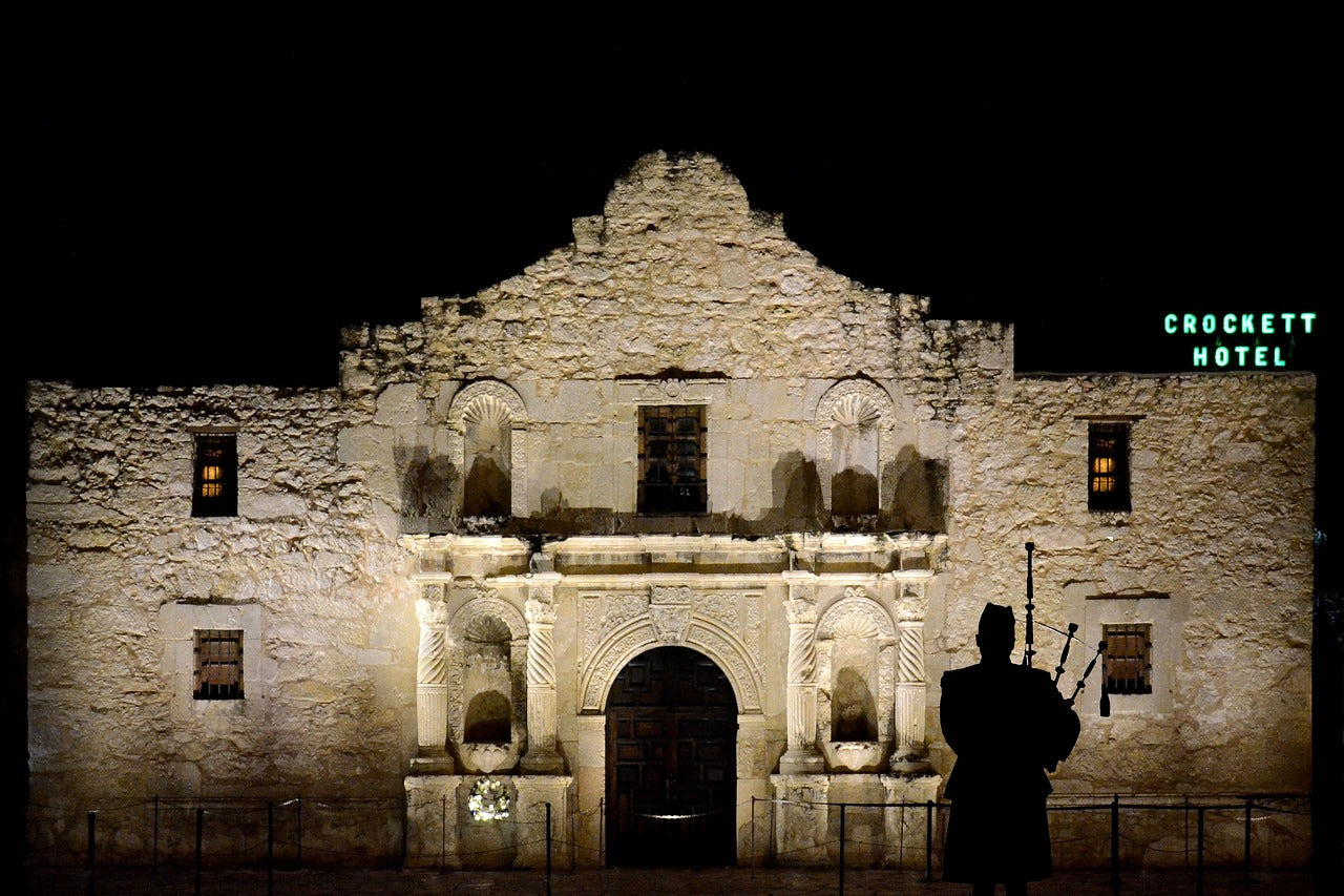 alamo, bagpipes, piper-2117824.jpg