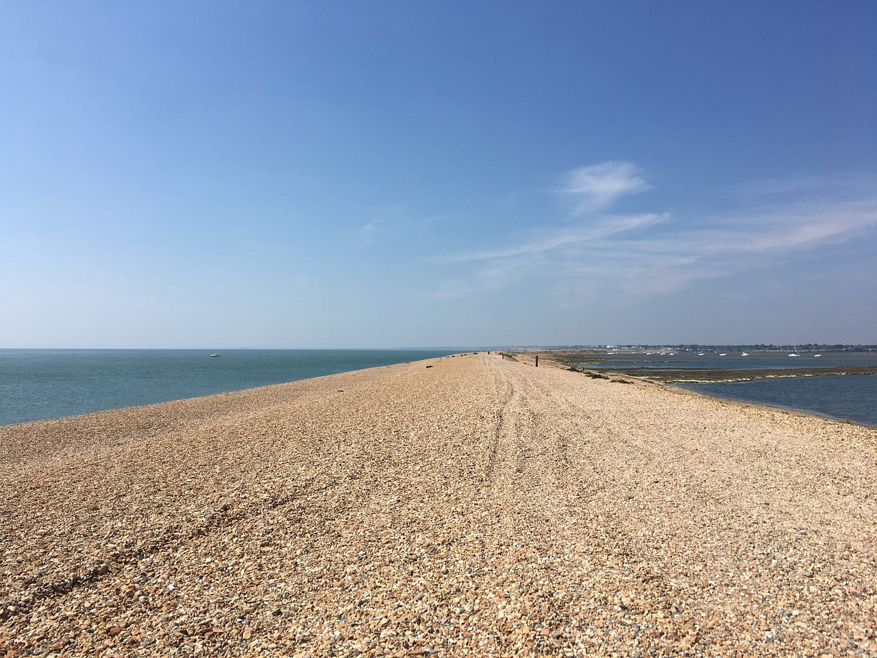 hurst, spit, hampshire-2311070.jpg