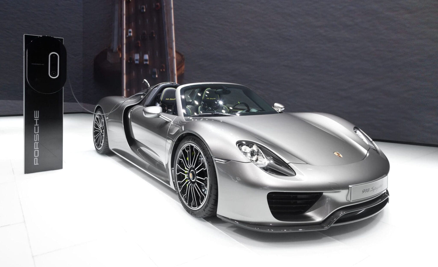 LoJack For Porsche 918 Spyder