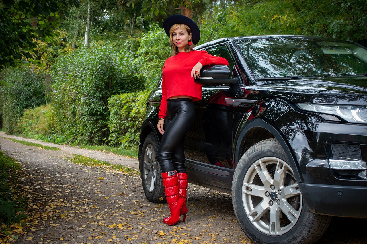 woman, fashion, glamor-6626065.jpg